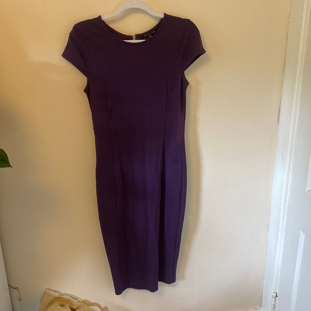 Purple form fitting midi cocktail dress - size M